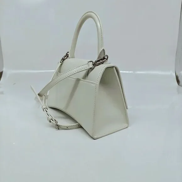 Balenciaga Women Pre-Loved Bag Very Good Condition - Picture 4 of 9